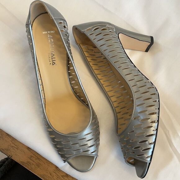 AQUATALIA GUNMETAL CUT OUT PEEPTOE SHOES. … - Picture 2 of 9
